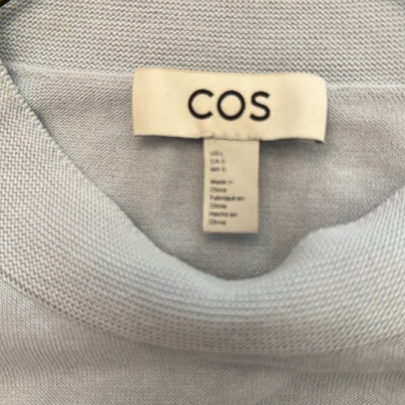 COS Round Neck Shirt size Large - Picture 3 of 7